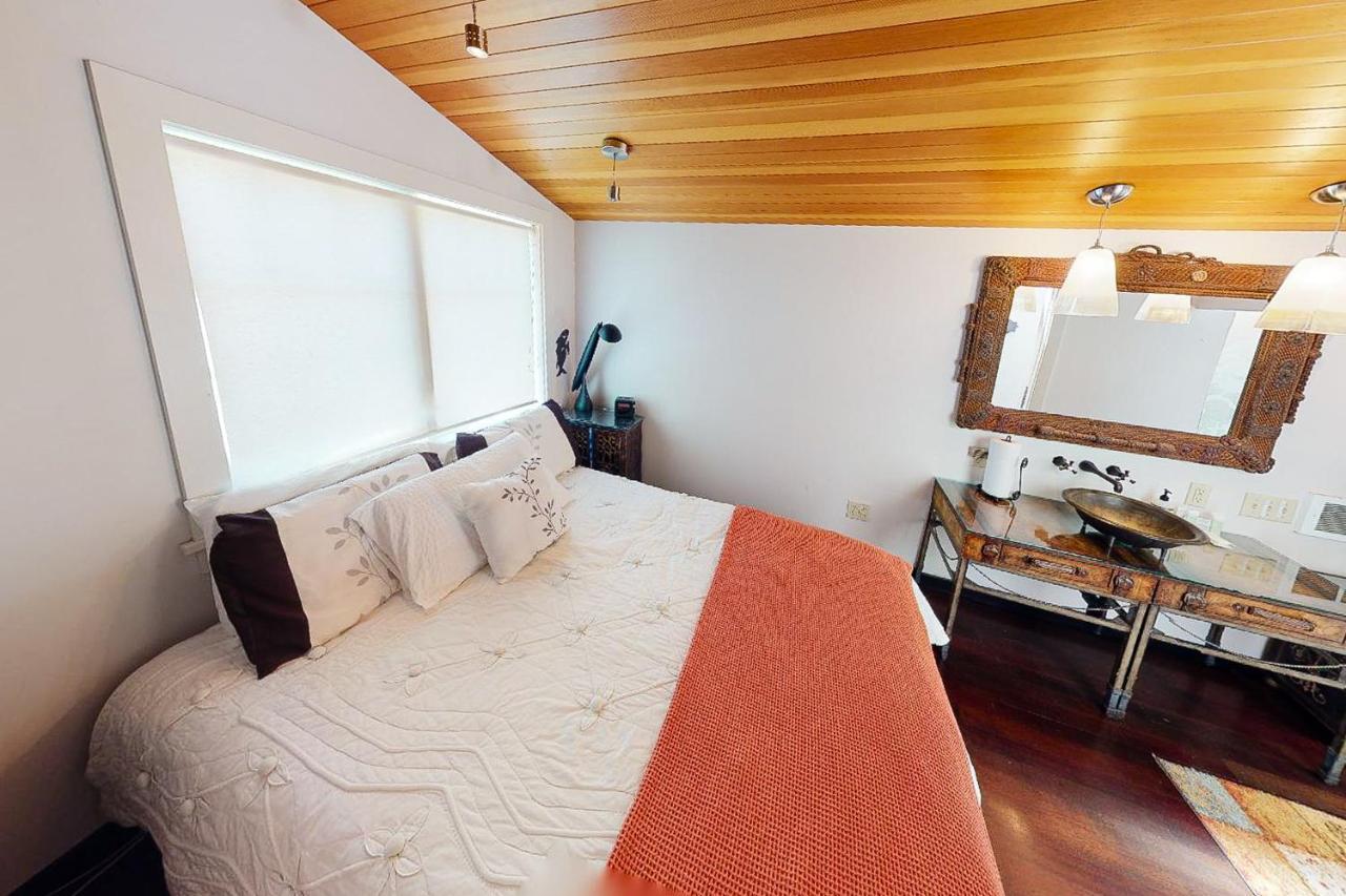 Вилла Wecoma Creekside Линкольн-Сити Экстерьер фото